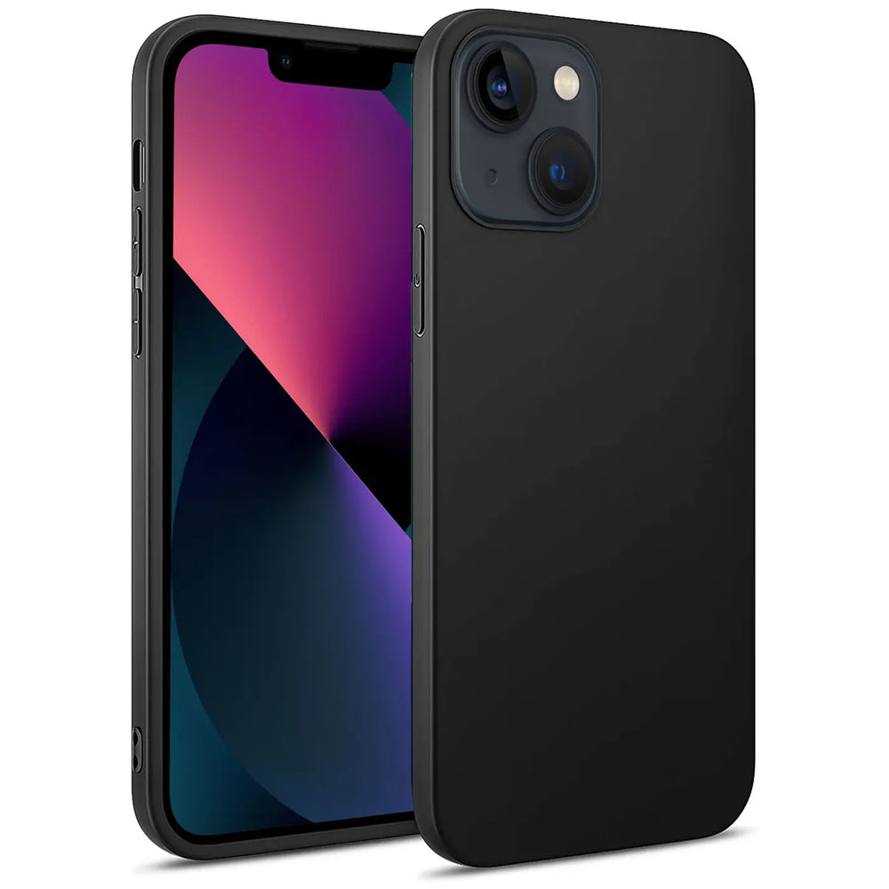 Schwarze, matte Silikonhülle für iPhone 13, von vorne links, mit Blick auf das Display.