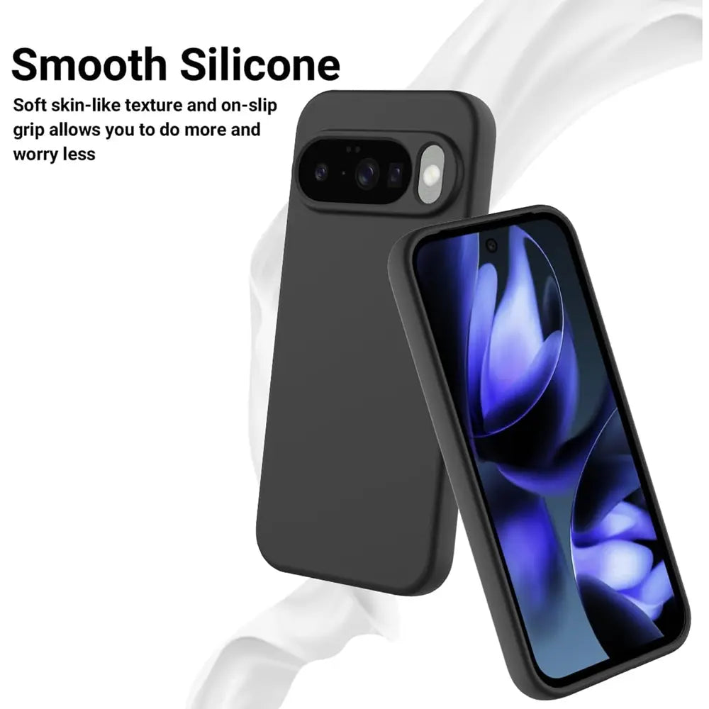 Schwarze, matte Silikonhülle für Google Pixel 10, Rückseite mit Kameraausschnitt und Vorderseite mit Display.