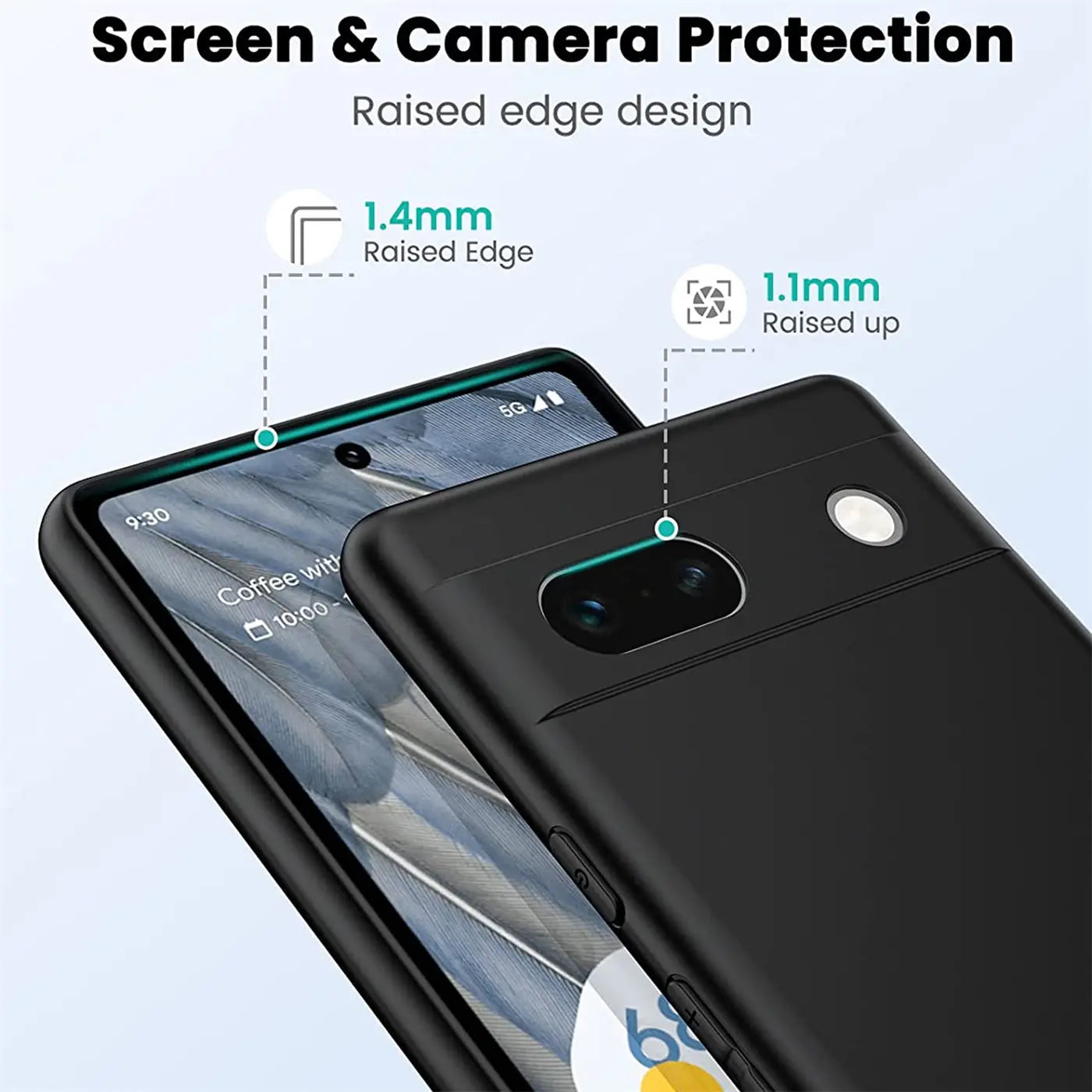 Schwarze, matte Silikonhülle für Google Pixel 7a, schräg von oben. Erhöhte Ränder an Display (1.4mm) und Kamera (1.1mm).