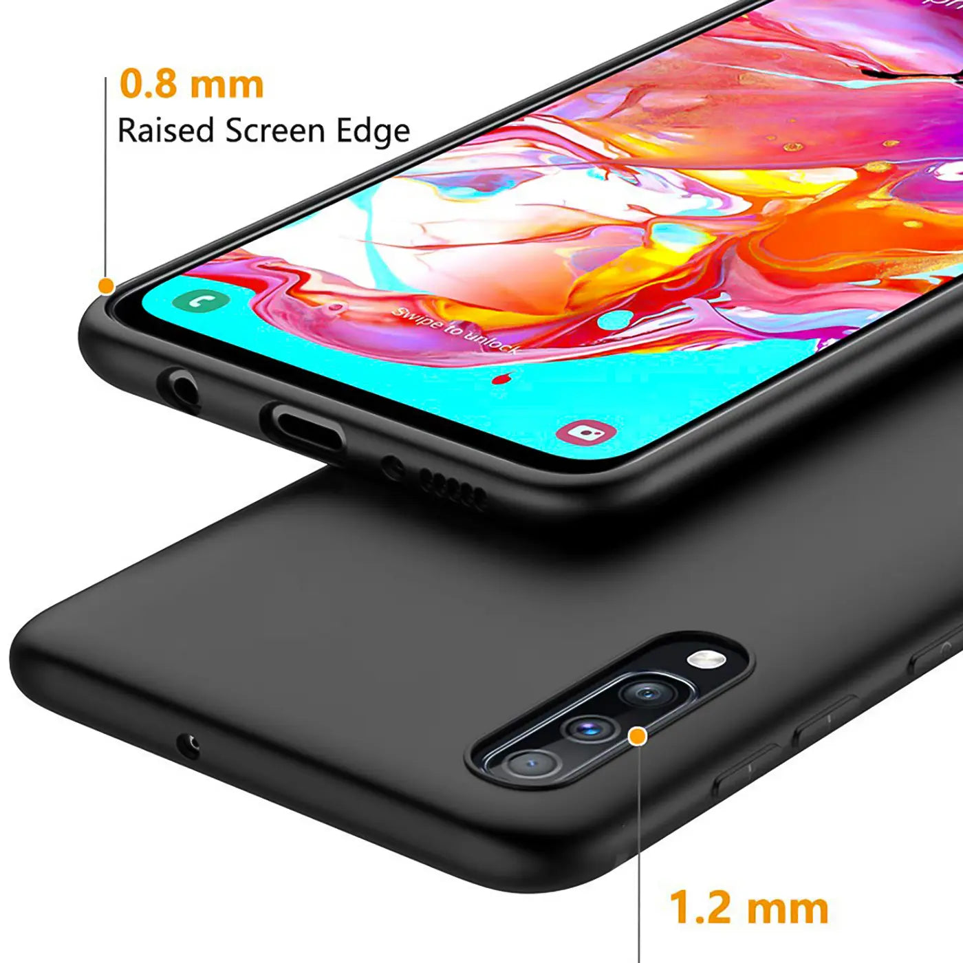 Schwarze, matte Silikonhülle für HTC Desire 22 Pro, Nahaufnahme, von oben schräg