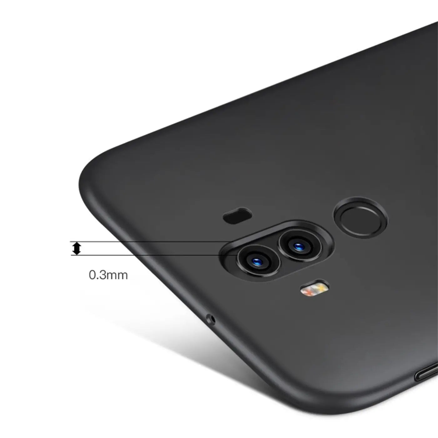 Schwarze, matte Silikonhülle auf Huawei Mate 10 Pro, Rückansicht, 0.3mm dünn.