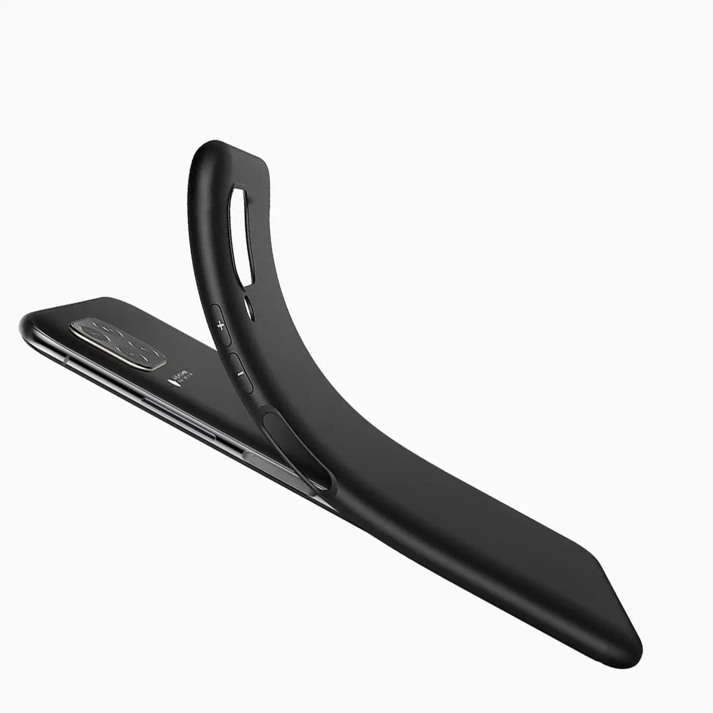 Schwarze, matte Silikonhülle, die sich um ein Huawei P40 Lite legt, von schräg oben.