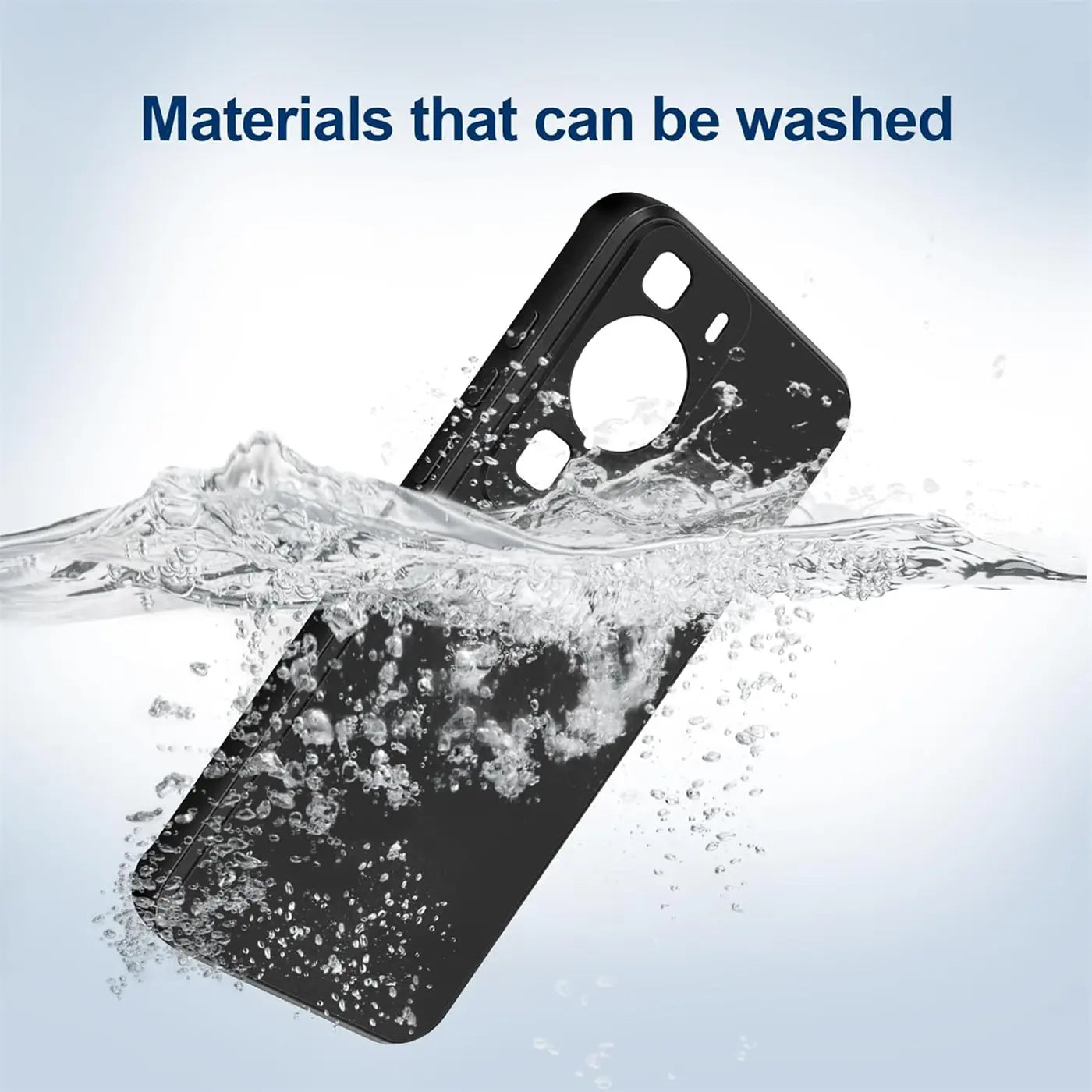 Schwarze Silikonhülle für Huawei P60 Pro wird in Wasser getaucht, von oben gesehen.