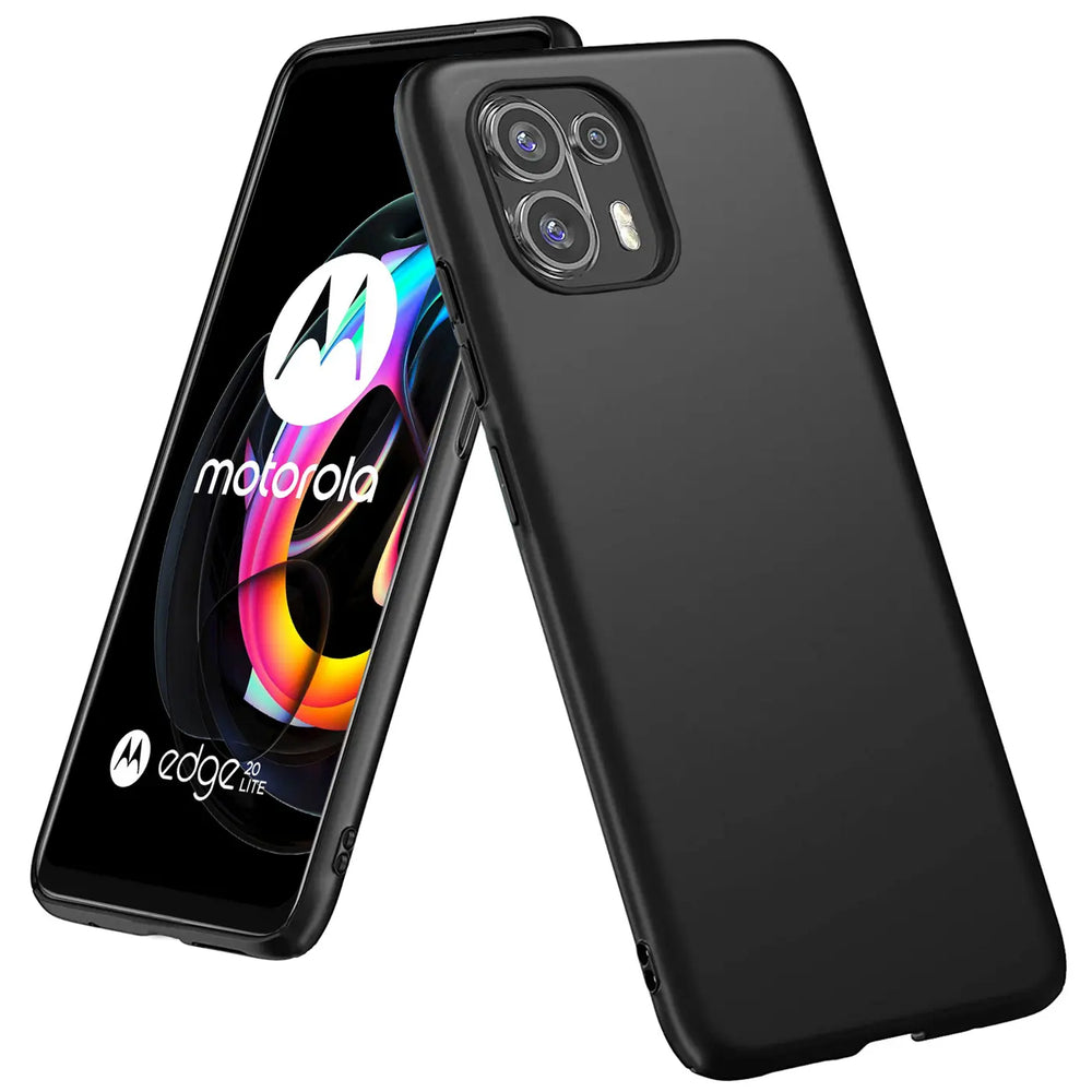 Schwarze, matte Silikonhülle auf einem Motorola Edge 20 Lite, Seitenansicht.