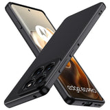 Schwarze matte Silikonhülle für Motorola Edge 60 Pro, von schräg oben.