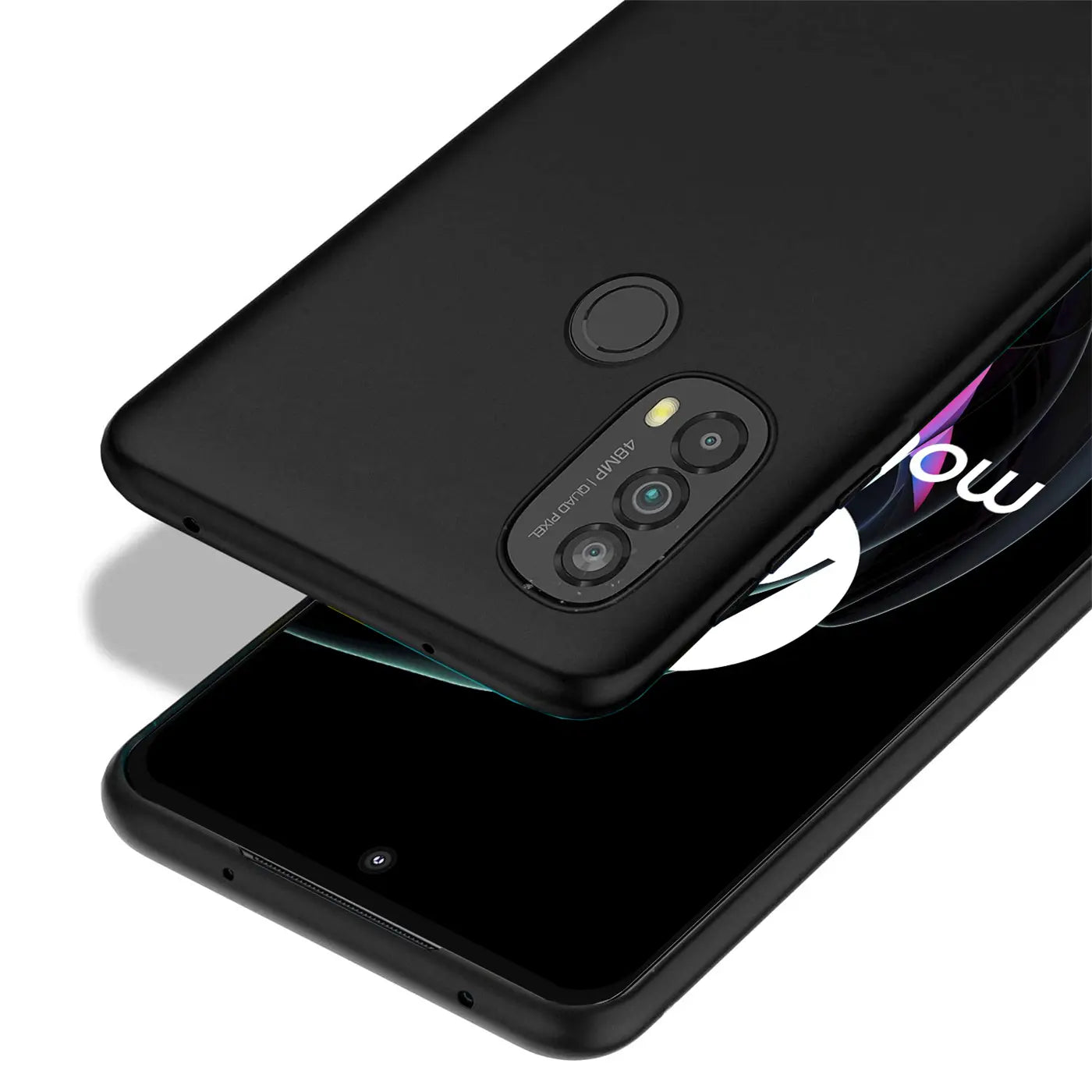 Schwarze Silikonhülle auf Motorola Moto E40. Rückseite mit Kamera, Fingerabdrucksensor.