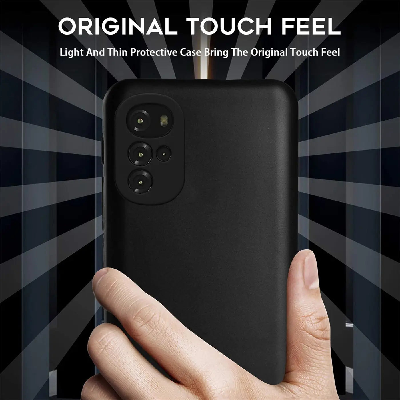 Schwarze Silikonhülle, Rückansicht, Motorola Moto E32/E32s mit drei Kameras.