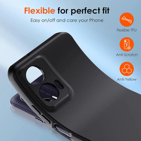 Schwarze Silikonhülle, matt, von hinten, Motorola Moto G35 5G sichtbar.