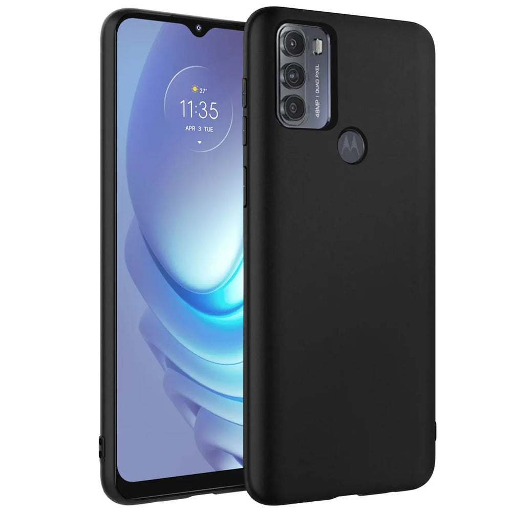 Schwarze matte Silikonhülle für Motorola Moto G50, von vorne links gezeigt.