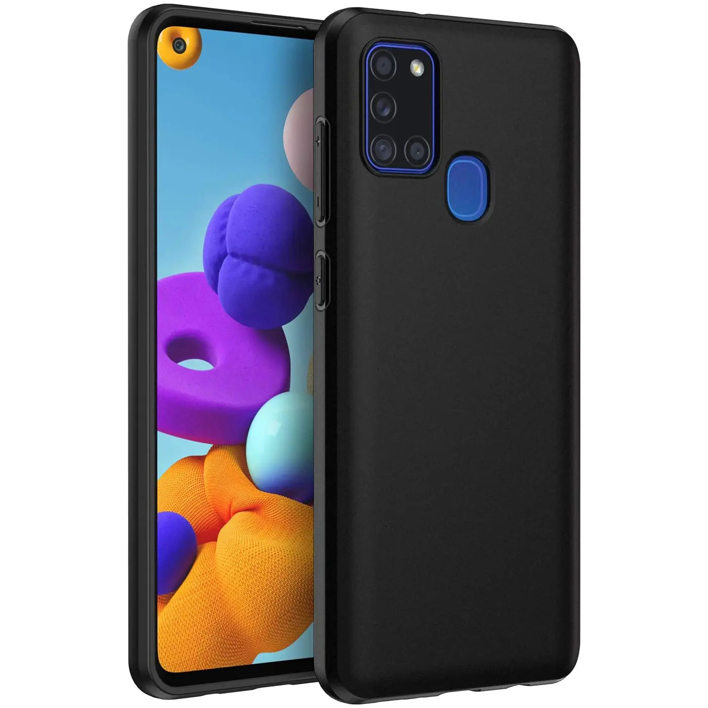 Schwarze Silikonhülle für Samsung Galaxy A21s, von vorne schräg fotografiert.