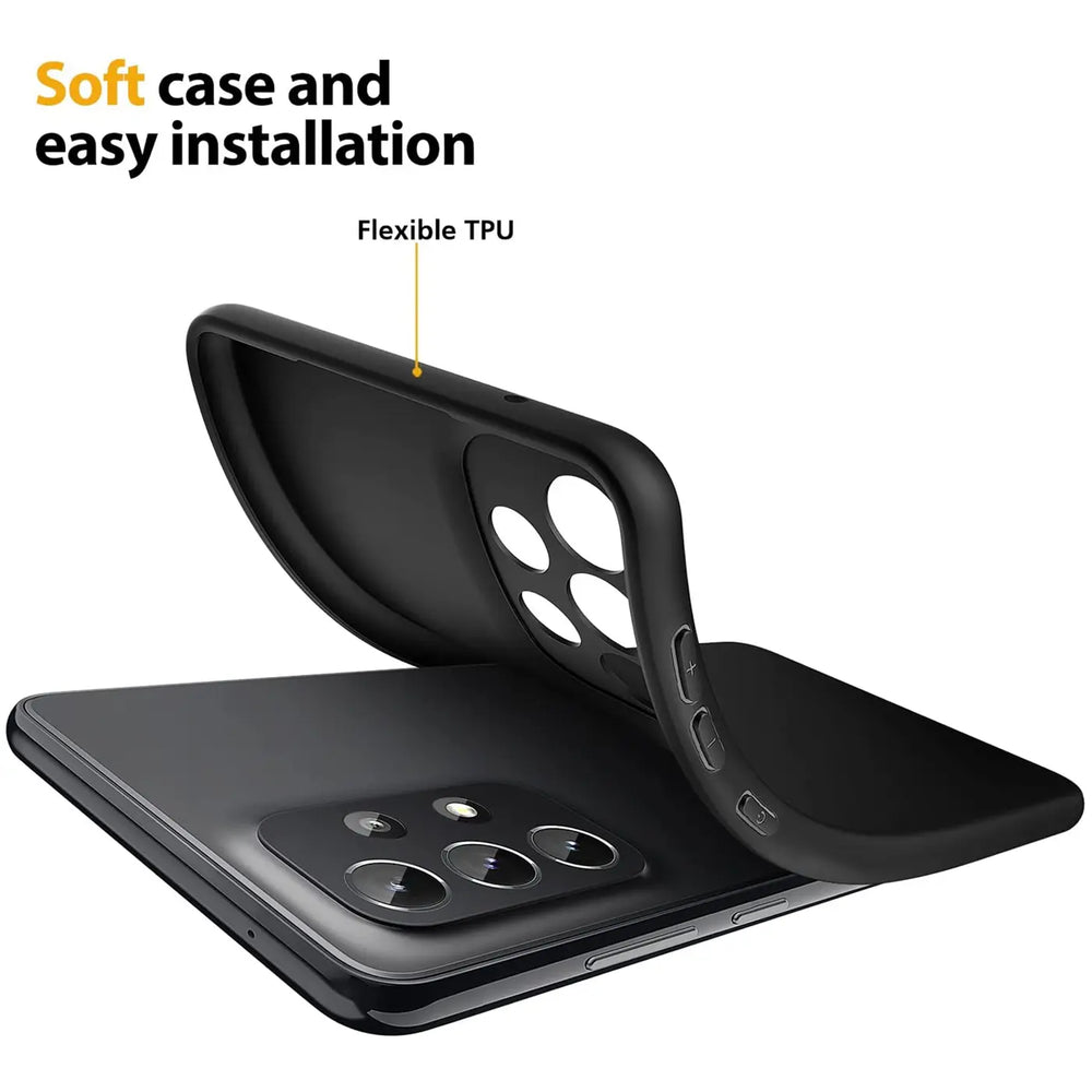 Schwarze Silikonhülle, matt, über Samsung Galaxy A33 5G, von oben/seitlich.