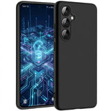 Schwarze matte Silikonhülle für Samsung Galaxy S26 Plus, von vorne links.