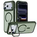 Grüne MagSafe-Hülle mit Ständer für iPhone 17 Pro, von vorne und Seite