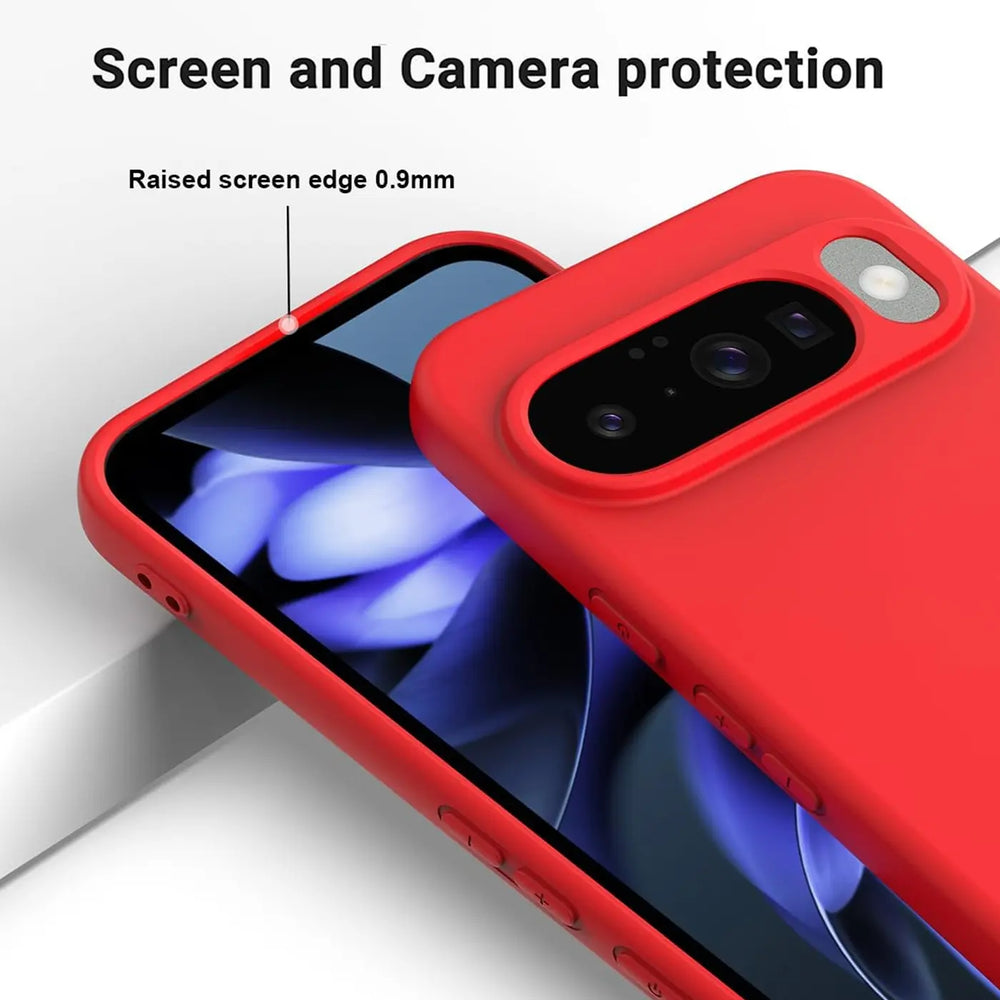 Rote Silikonhülle für Google Pixel 10 Pro XL, schräg von oben, mit erhöhten Rändern für Display- und Kameraschutz.