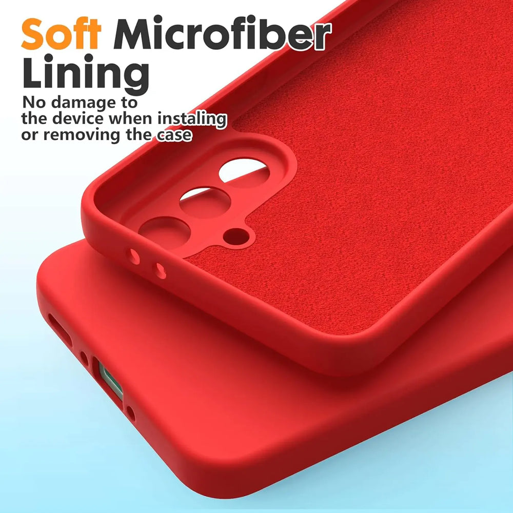 Rote Silikonhülle mit Mikrofaser-Innenfutter, Nahaufnahme, Samsung Galaxy A36 5G.