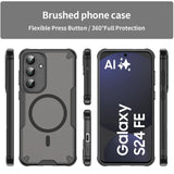 Stoßfeste, MagSafe-kompatible Handyhülle mit halbtransparenter Rückseite für Samsung Galaxy S24 FE