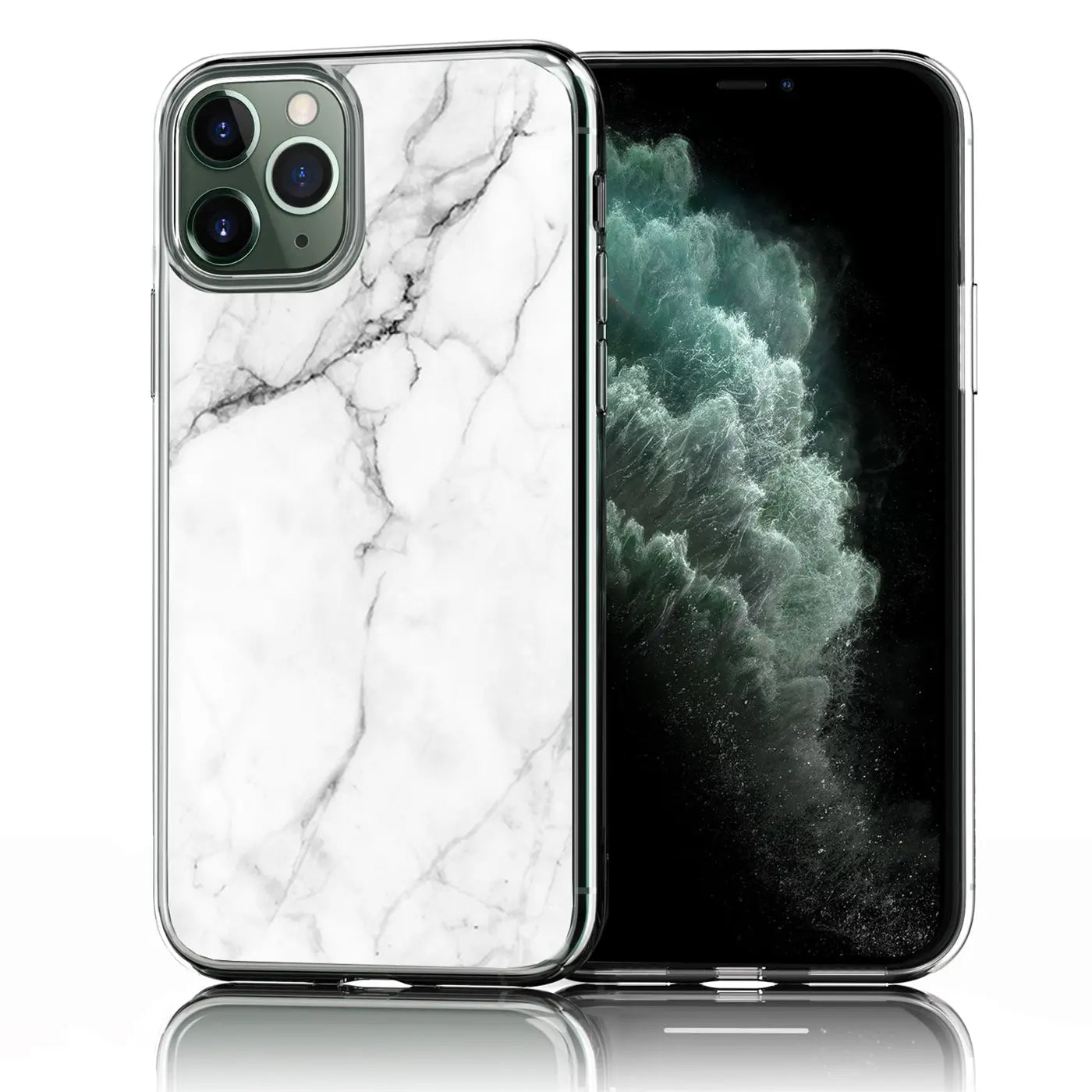 iPhone 11 Pro in transparenter TPU-Hülle mit weißem Marmormuster auf der Rückseite, leicht schräg von vorne.