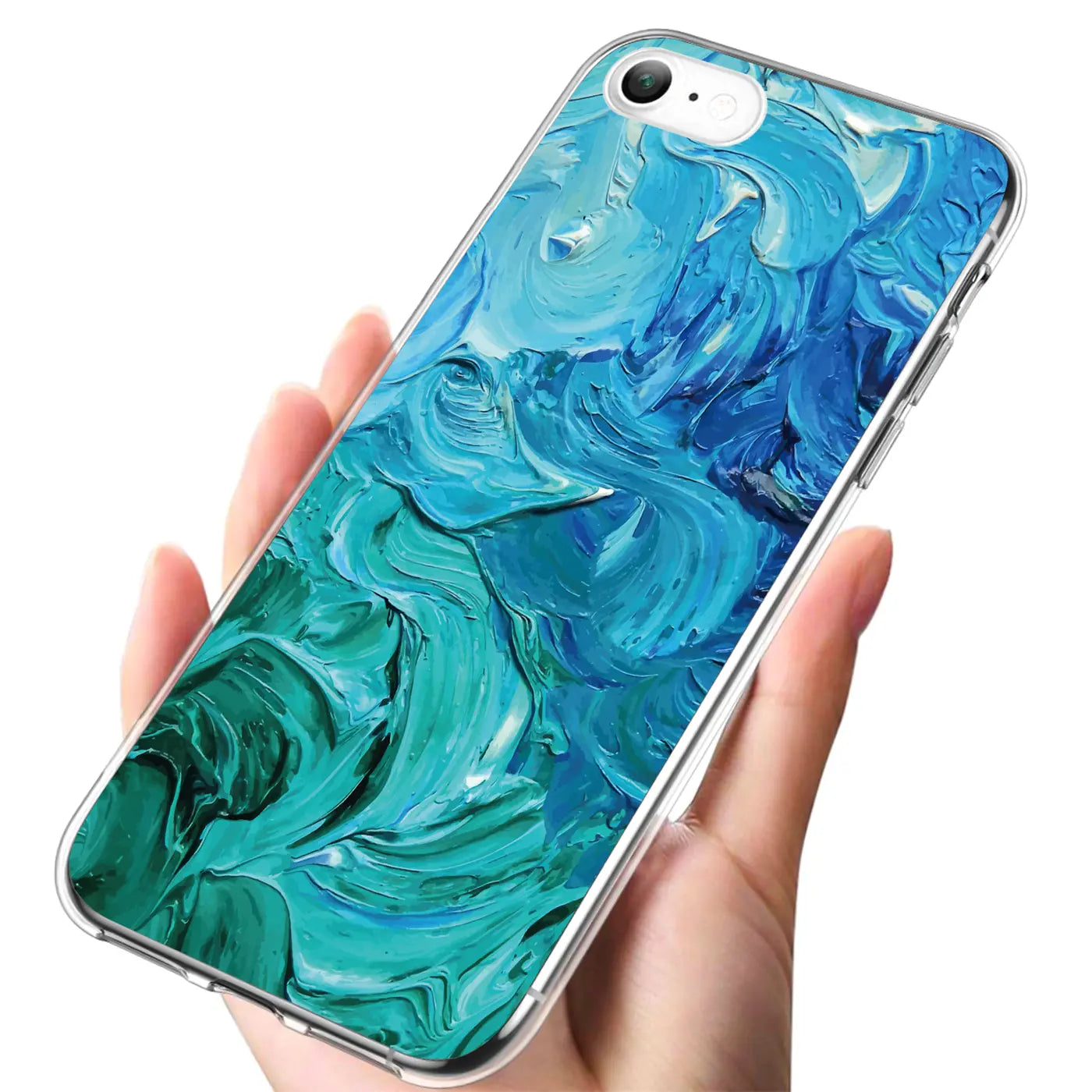 Hand hält iPhone 7/8/SE 2/SE 3 mit transparenter TPU-Hülle, bedruckt mit blau-grünem, abstraktem Pinselstrich-Muster.