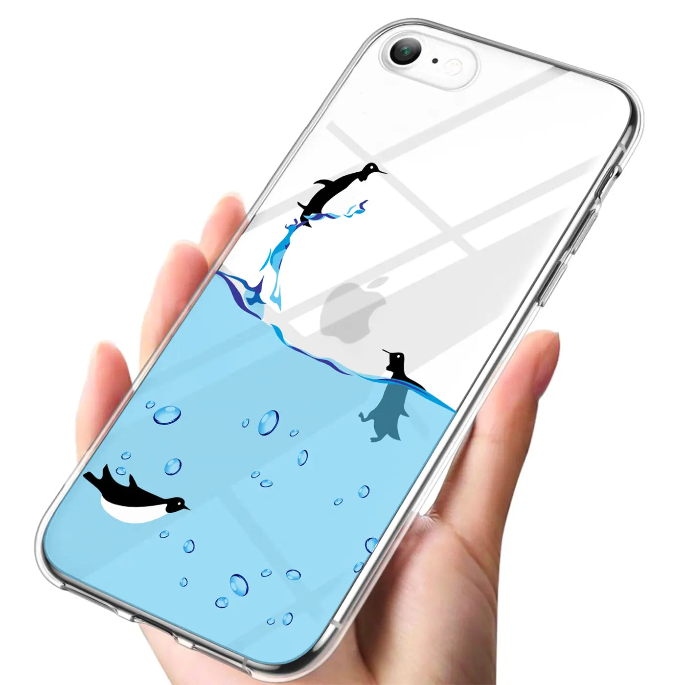 Hand gehaltenes iPhone 7/8/SE 2/SE 3 mit transparenter TPU-Hülle, blauem Wasser- und Pinguin-Motiv.