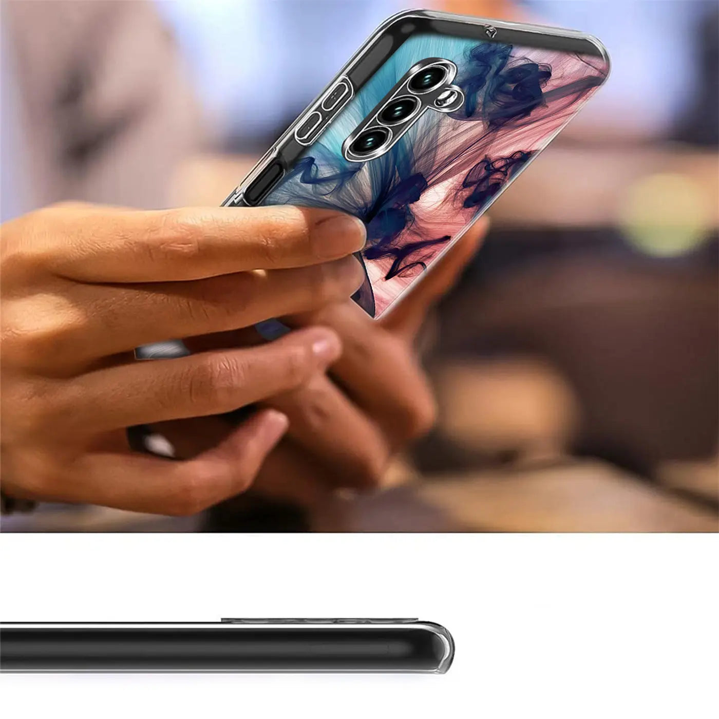 TPU Hülle mit abstraktem Motiv in Blau/Rosa, von vorne, hält ein Samsung Galaxy A13 5G / A04s.