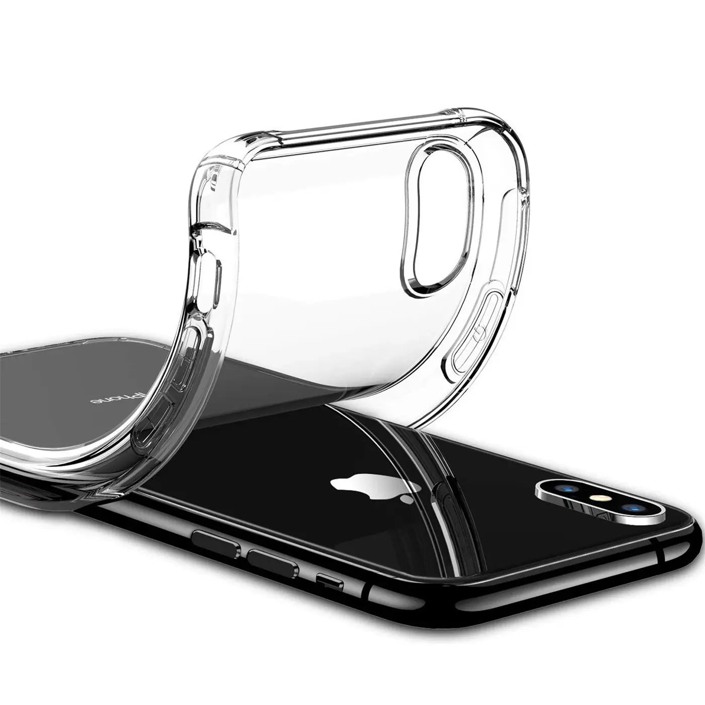 Transparente Silikonhülle liegt auf schwarzem iPhone X/XS, Nahaufnahme, von oben.