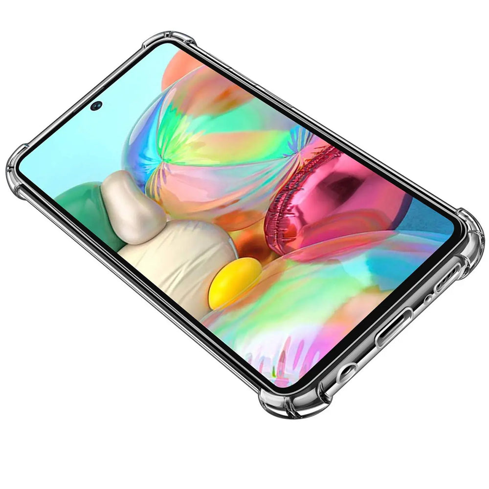 Samsung Galaxy A51 in klarer Hülle, schräg von oben fotografiert, aus transparentem Kunststoff.