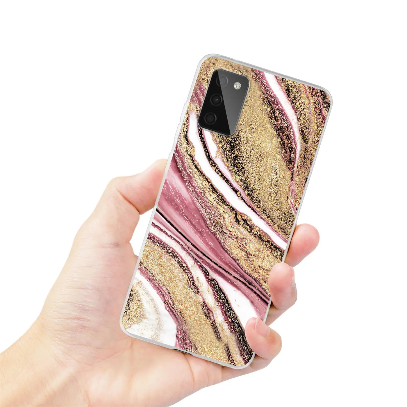 Samsung Galaxy A03s Hülle mit Marmor- & Sand-Design, rosa/gold, von vorne, in Hand
