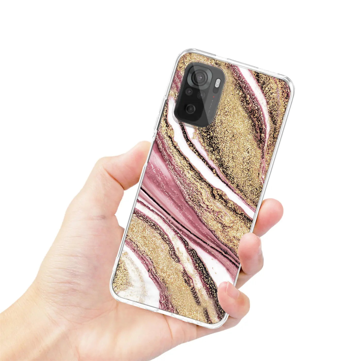 Hand hält Xiaomi 12 Pro mit Marmor-Sand-Design Hülle, Nahaufnahme, Rosa, Gold, Weiß