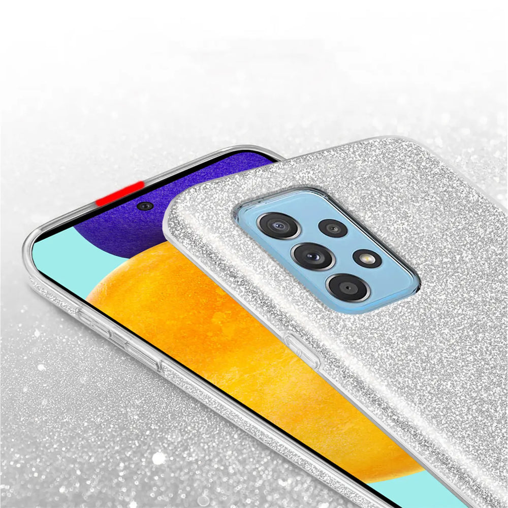 Silberne Glitzer-TPU-Hülle auf Samsung Galaxy A52. Nahaufnahme, von oben.
