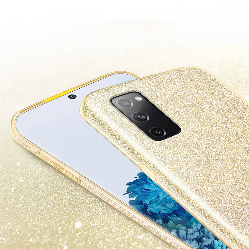 Goldene Glitzer TPU Hülle auf Samsung Galaxy S20 FE, Rückansicht, Nahaufnahme.