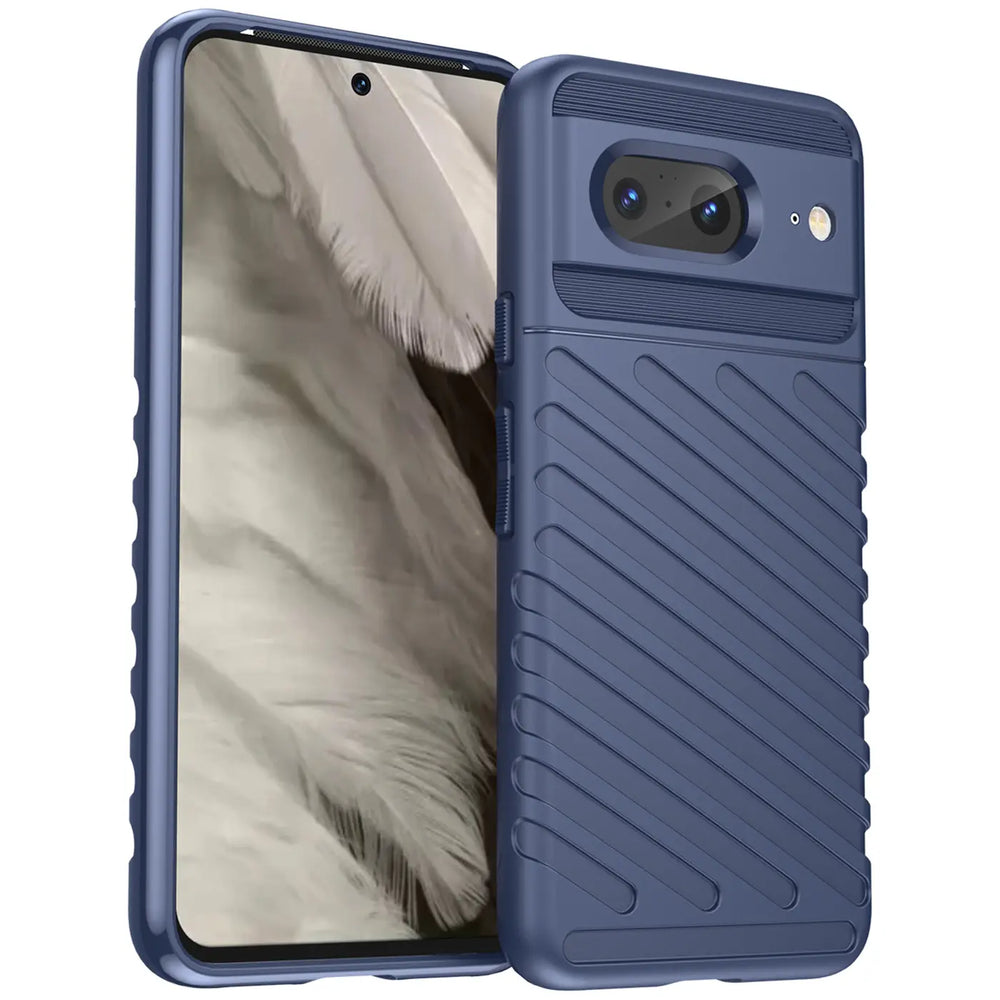 Dunkelblaue, stoßfeste Silikonhülle für Google Pixel 8, leicht schräg von vorne rechts mit strukturierter Rückseite.