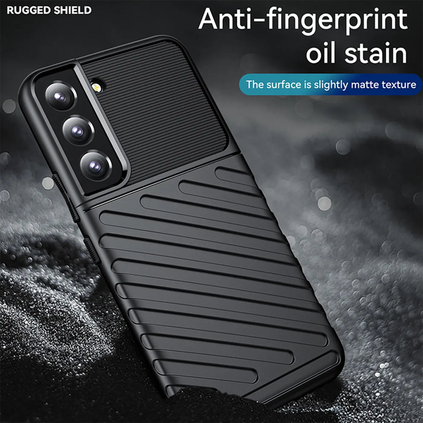 Schwarze Handyhülle aus Kunststoff, schräg von oben, für Samsung Galaxy S21.