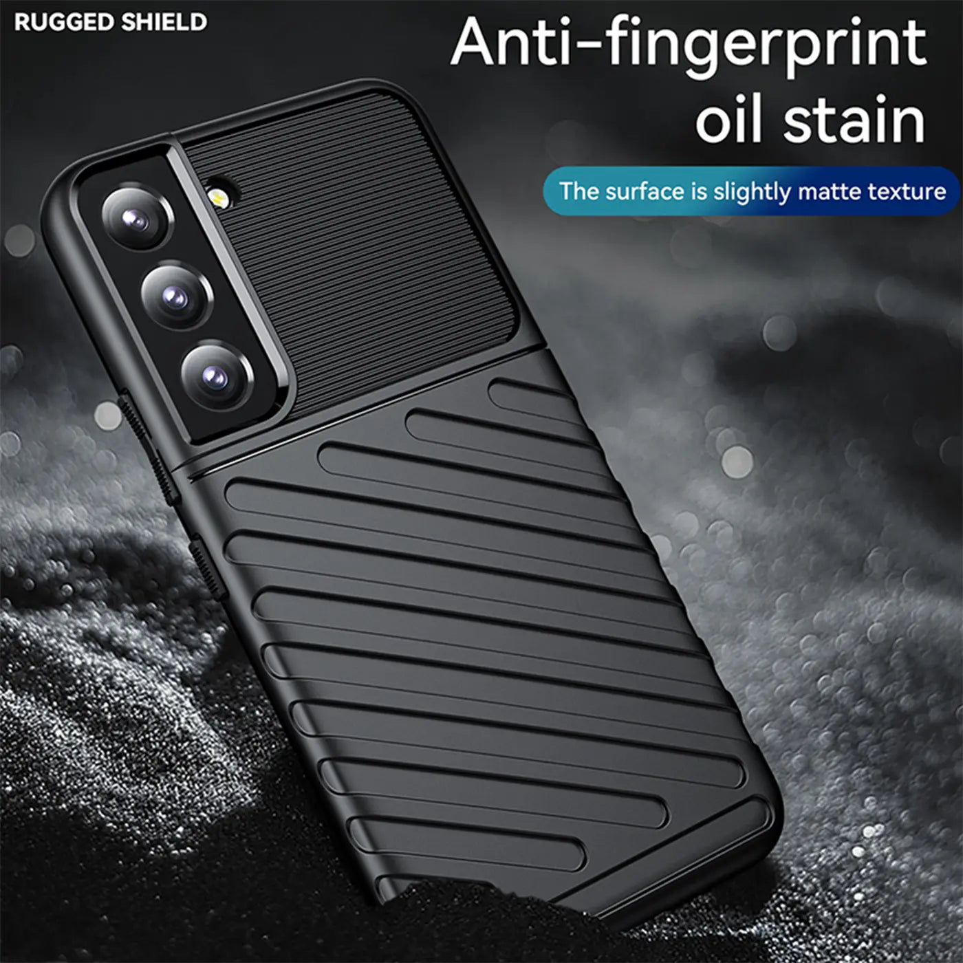 Schwarze Handyhülle aus Kunststoff, schräg von oben, für Samsung Galaxy S22.