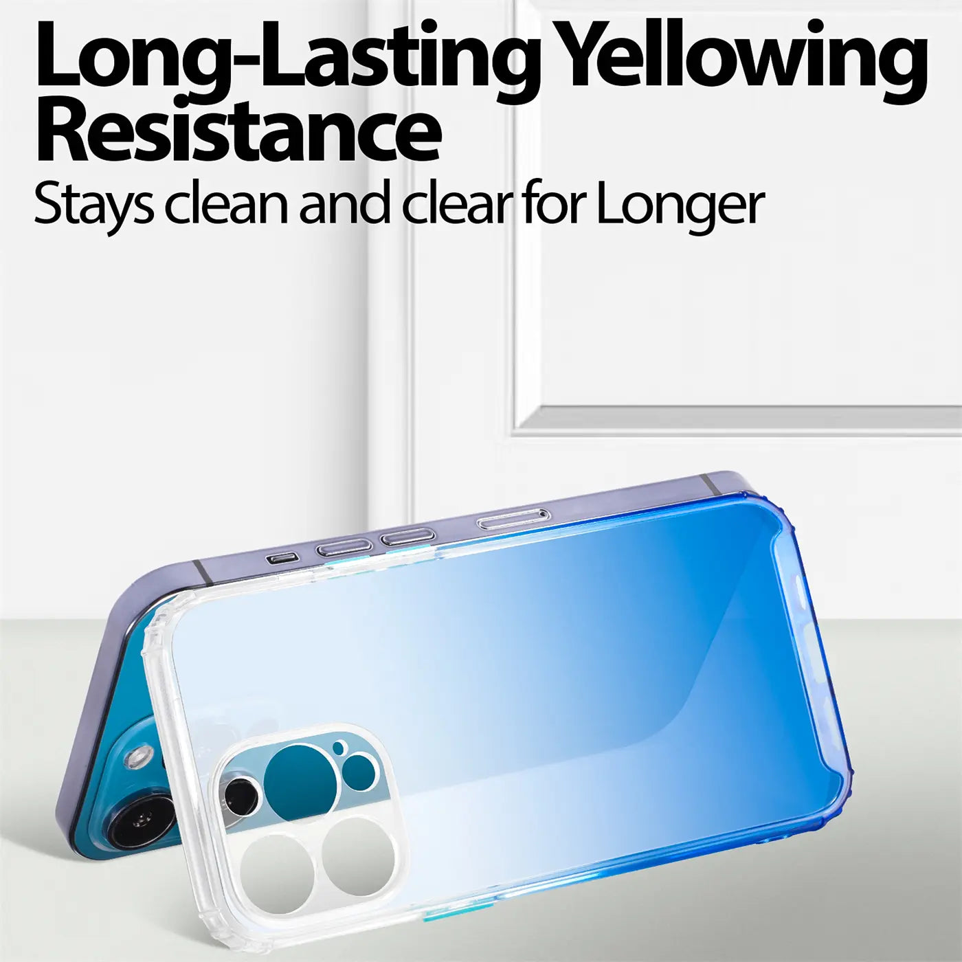 iPhone 13 Pro Max mit blauer Farbverlauf-Hülle, von schräg oben, transparentes Material