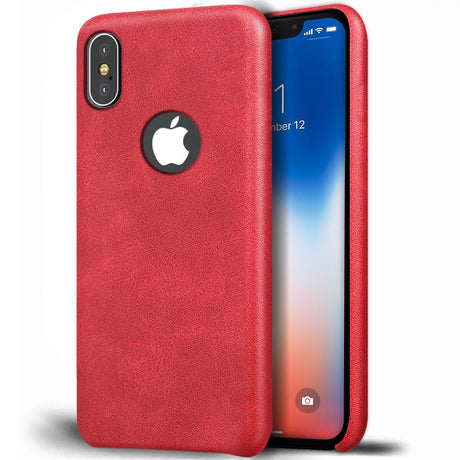 Hartschalen-Handyhülle mit Kunstleder-Außenseite in Schwarz, Braun oder Rot.