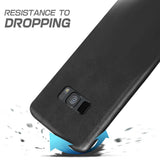 Hartschalen-Handyhülle mit Kunstleder-Außenseite in Schwarz, Braun oder Rot.