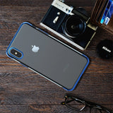 Transparente Handyhülle für iPhone Xs Max mit farblichen Akzenten in Schwarz, Rot, Blau oder Roségold.