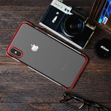 Transparente Handyhülle für iPhone Xs Max mit farblichen Akzenten in Schwarz, Rot, Blau oder Roségold.