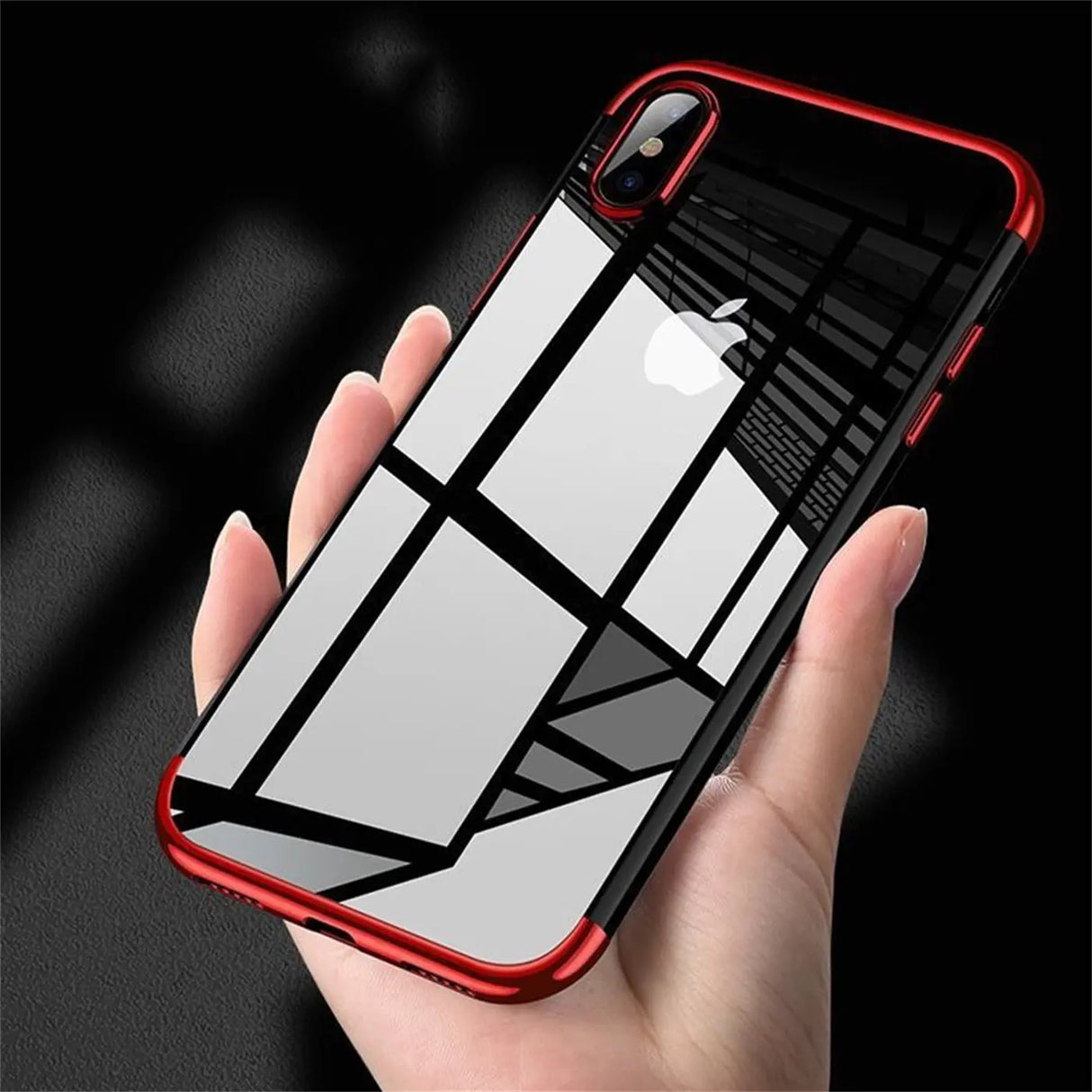 Transparente Handyhülle für iPhone Xs Max mit farblichen Akzenten in Schwarz, Rot, Blau oder Roségold.