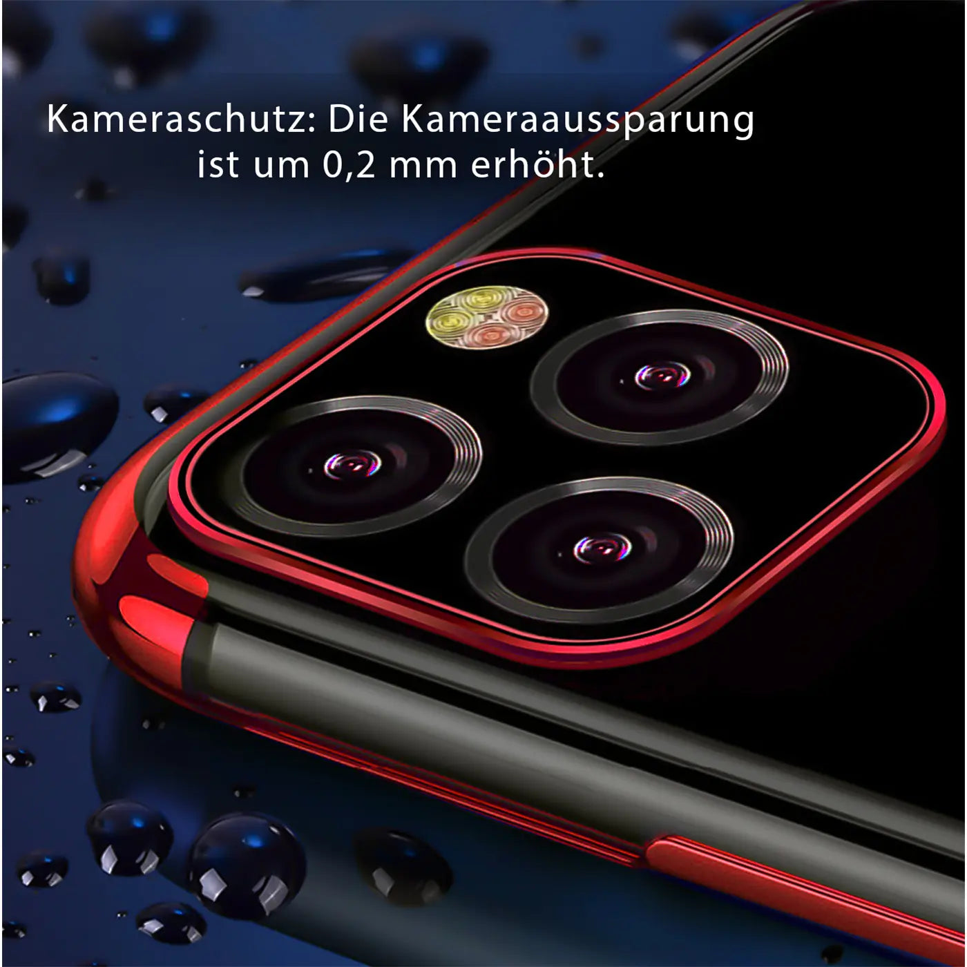iPhone 11 Pro Max mit rotem Rand, Nahaufnahme der Kamera, klare Hülle, Wassertropfen.