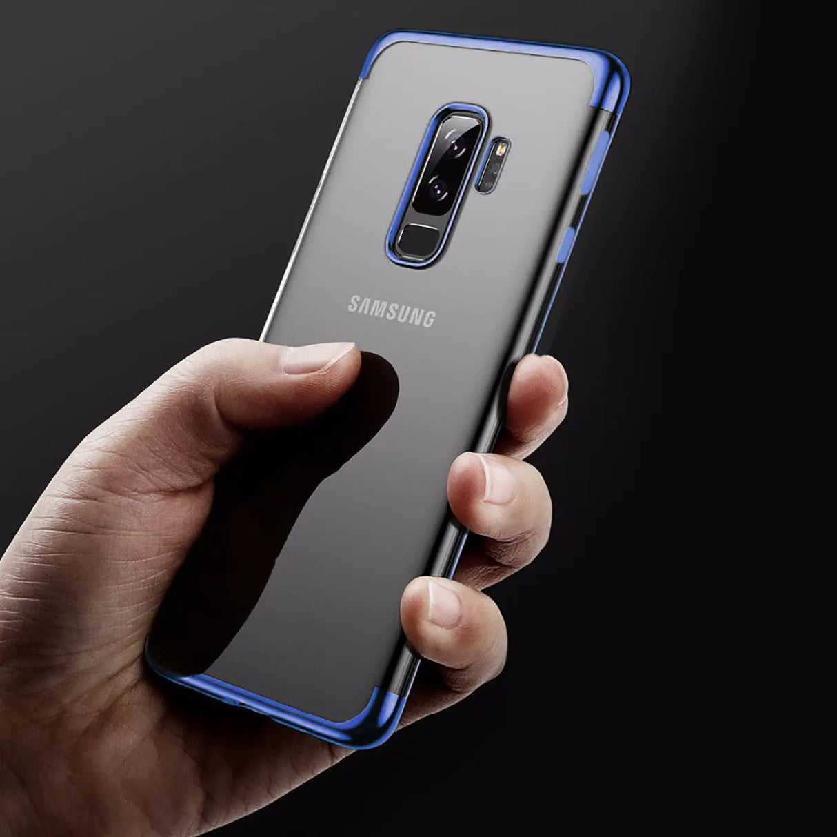 Transparente Handyhülle für Samsung Galaxy J3 2017 mit farblichen Akzenten in Schwarz, Rot, Blau oder Roségold.