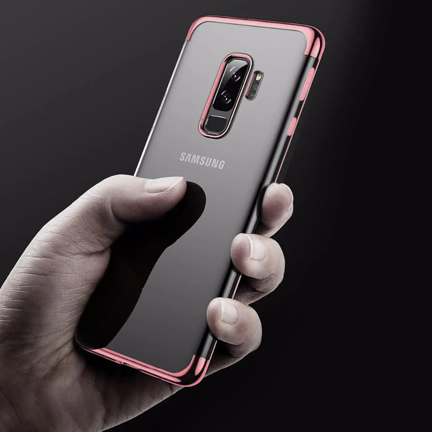 Samsung Galaxy J5 2017 Hülle, transparent mit rotem Rand, von vorne gehalten