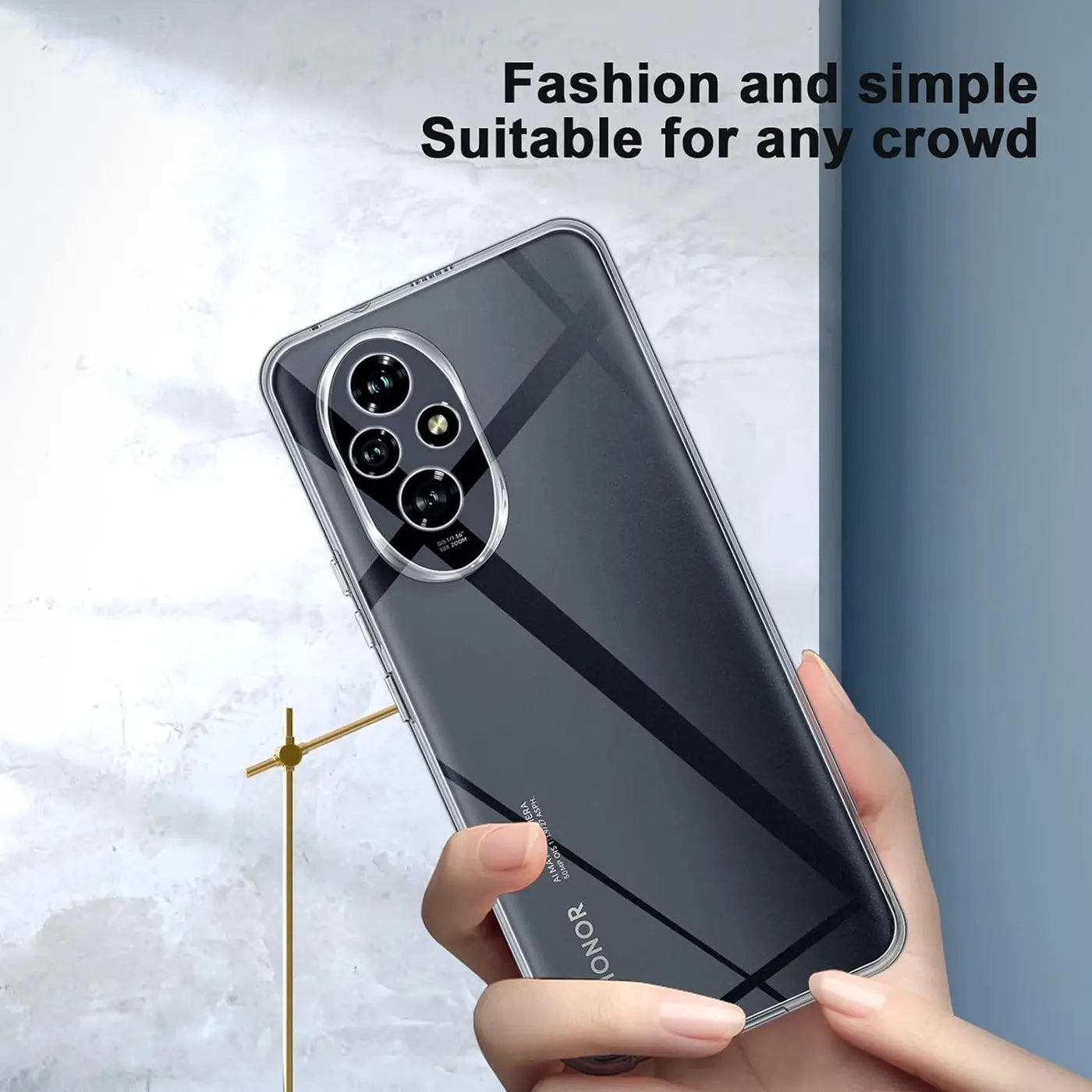 Honor 200 Smartphone in transparentem Silikon-Case, von hinten, leicht schräg.