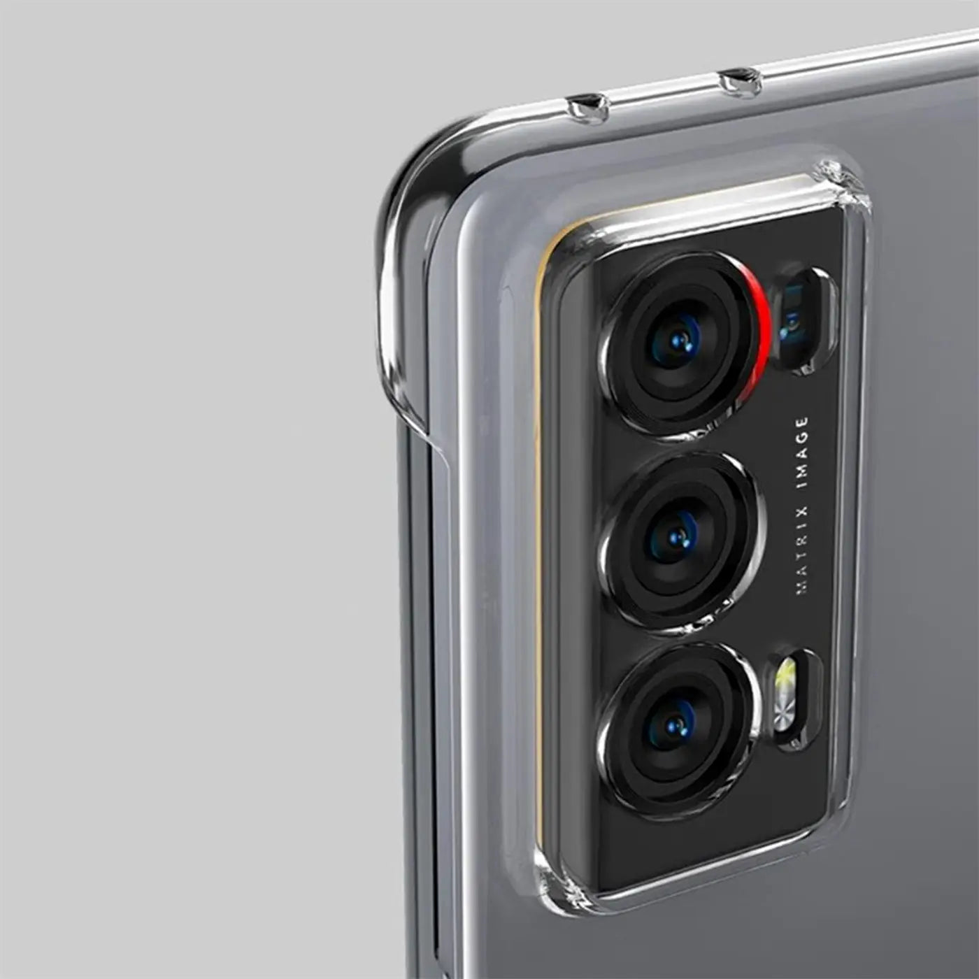 Klar, transparentes Case aus Kunststoff, Nahaufnahme der Kamera, Honor Magic V2.