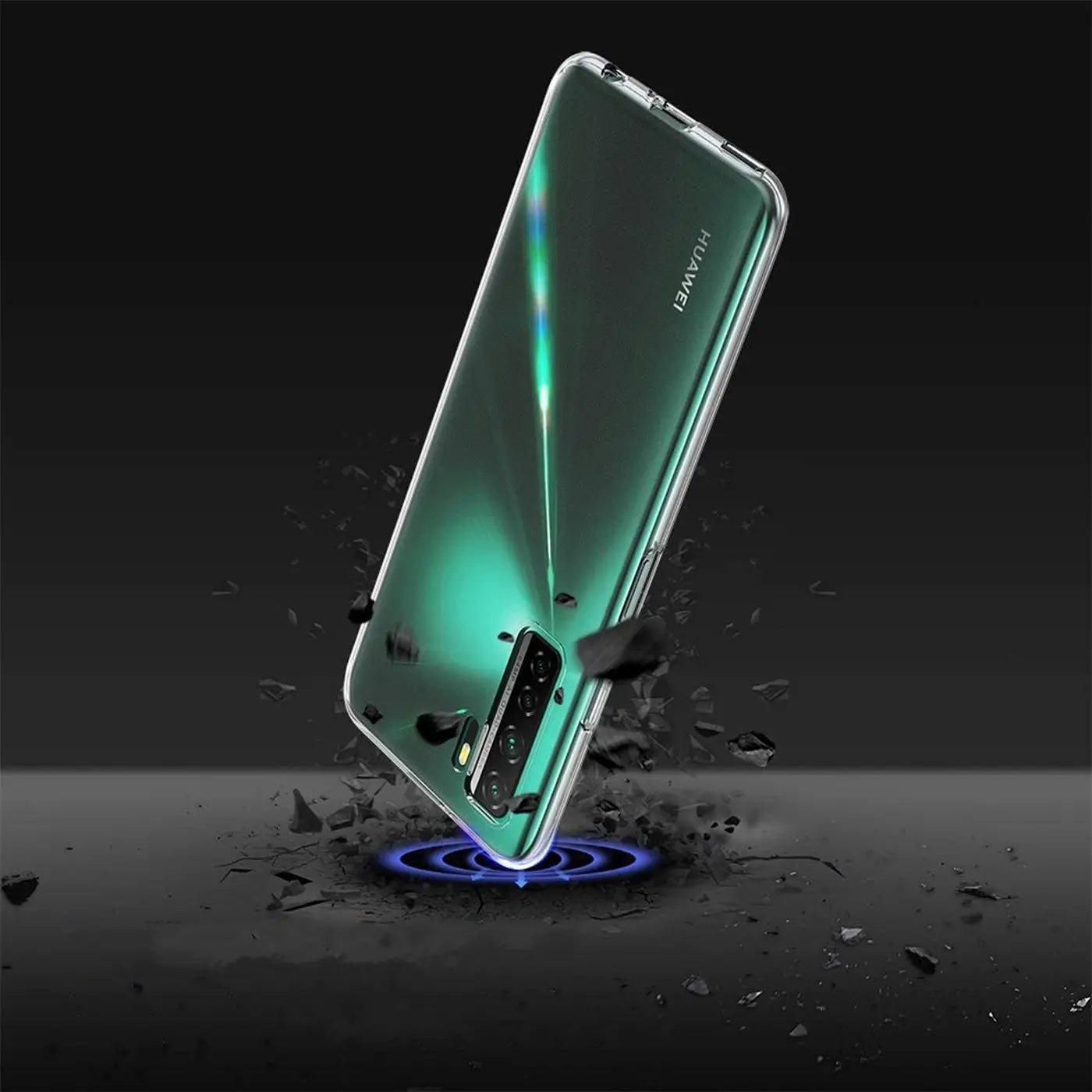 Klares, schlankes Schutzcase aus Kunststoff auf einem Huawei P40 Lite 5G, von schräg unten.