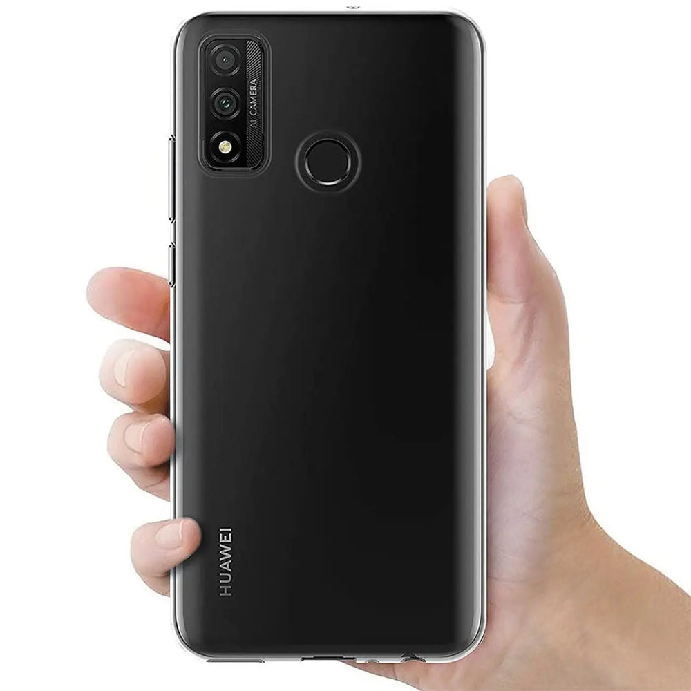 Hand hält Huawei P Smart 2020 in transparentem Slim Case, Rückansicht