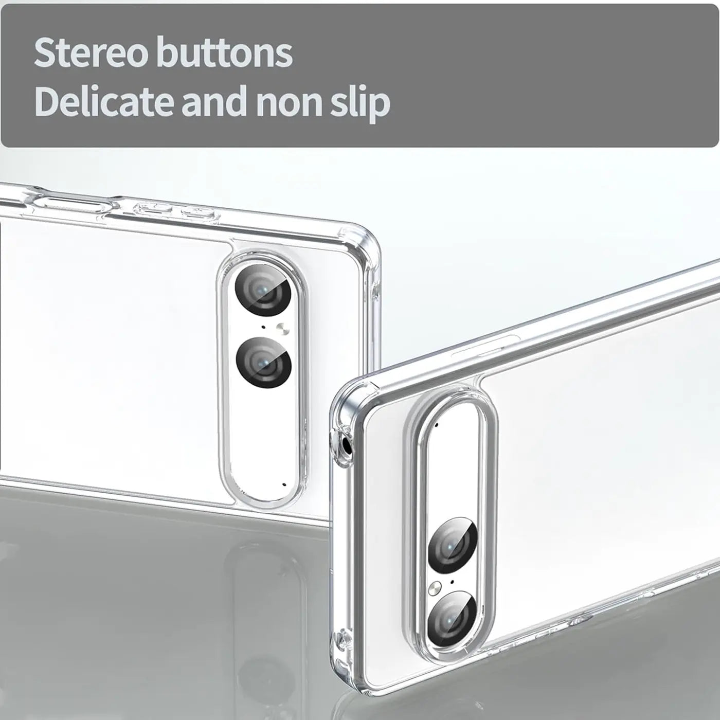 Zwei transparente Handyhüllen aus Kunststoff, Nahaufnahme, Sony Xperia 10 VII erkennbar.