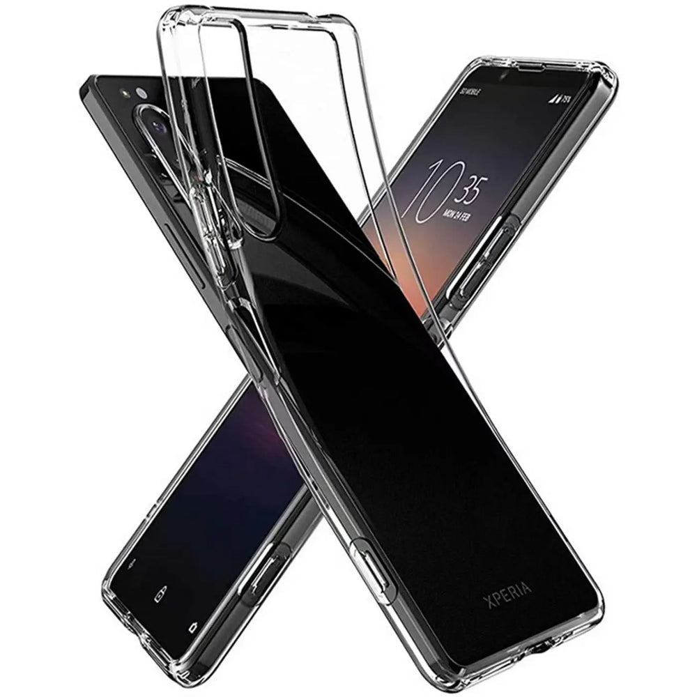 Klares, transparentes Handycase aus Kunststoff, über zwei Sony Xperia 1 III Smartphones gelegt, von schräg oben.