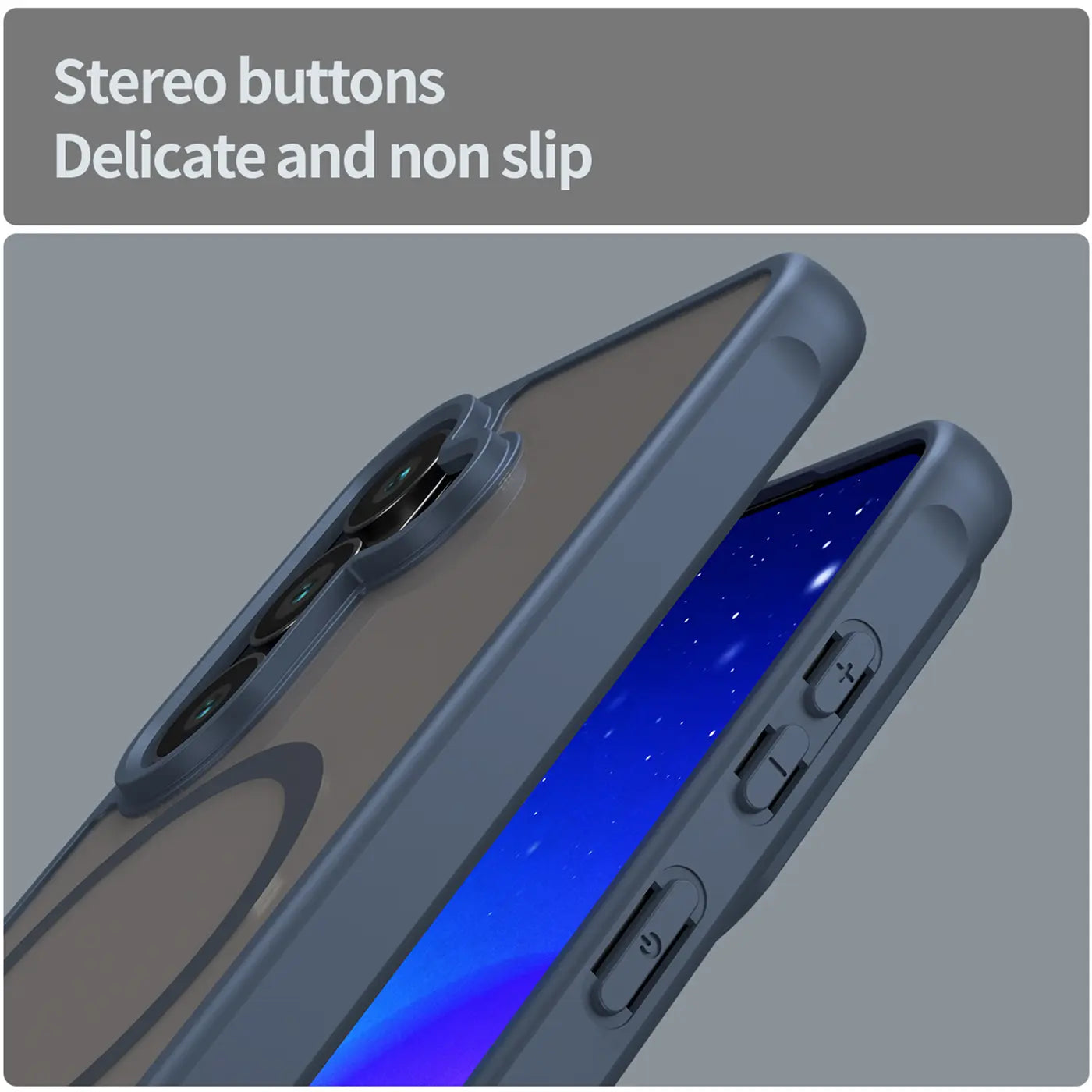 Dunkelblaue Hülle aus Kunststoff mit Kameraschutz, Nahaufnahme, Samsung S26 Plus mit Sternenhimmel-Display.