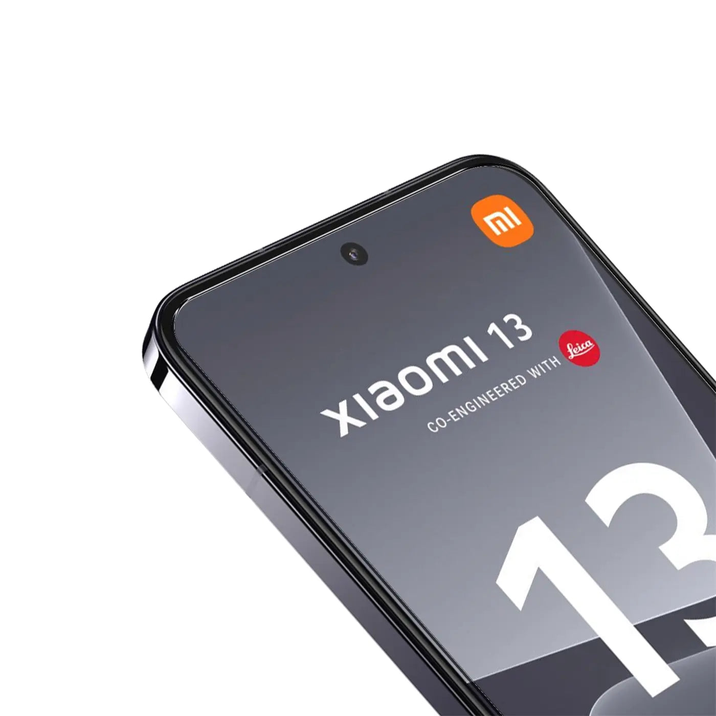 Schwarzes Xiaomi 13 Smartphone mit Schutzglas, Display mit "Xiaomi 13" und "Leica" Logo, schräg von oben.